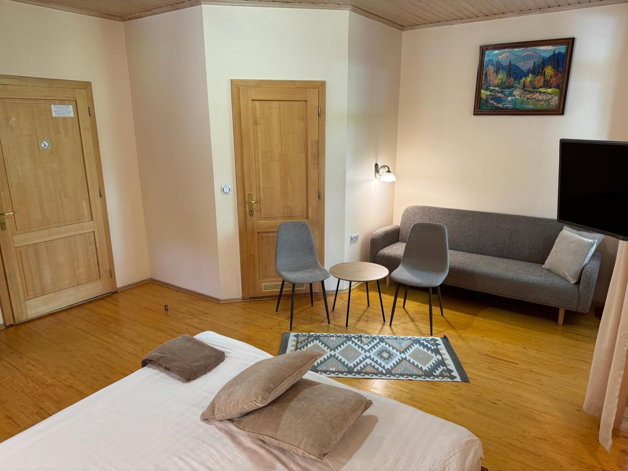 Agio Hotel Колочава Экстерьер фото