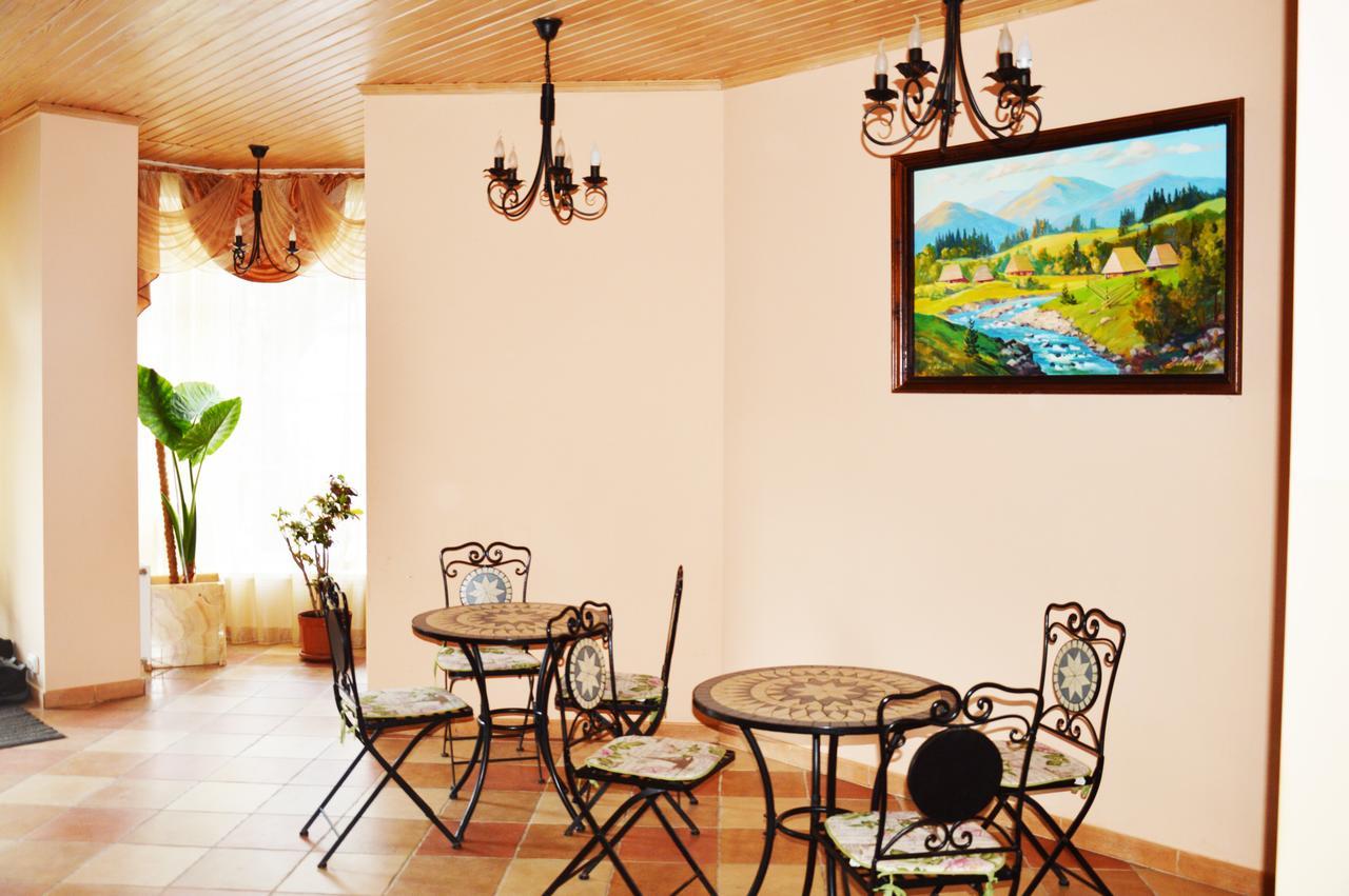 Agio Hotel Колочава Экстерьер фото