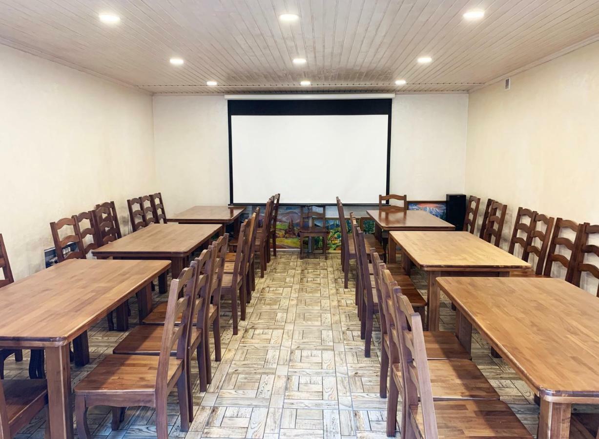 Agio Hotel Колочава Экстерьер фото